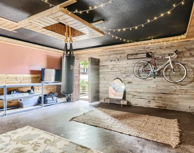 9639 Newfoundland Cir - Photo Thumbnail 22