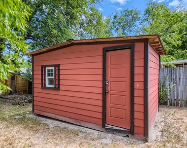 9639 Newfoundland Cir - Photo Thumbnail 27