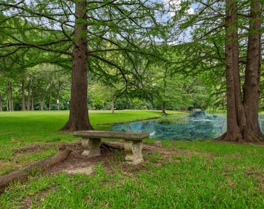 5813 Back Ct - Photo Thumbnail 19