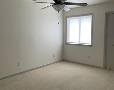 5813 Back Ct - Photo Thumbnail 14