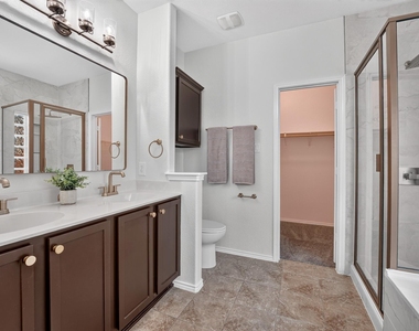 1703 Comfort Ln - Photo Thumbnail 22