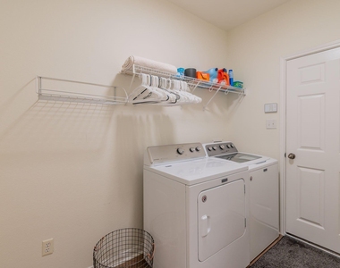 4004 Rocky Shore Ln - Photo Thumbnail 15