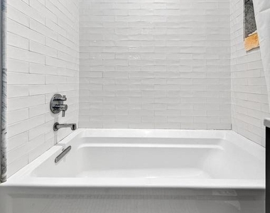 819 6th Street Nw - Photo Thumbnail 4