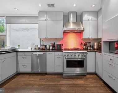 819 6th Street Nw - Photo Thumbnail 3