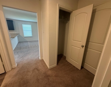 18912 Quiet Range Dr - Photo Thumbnail 17