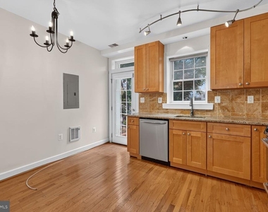 1702 Florida Avenue Nw - Photo Thumbnail 4