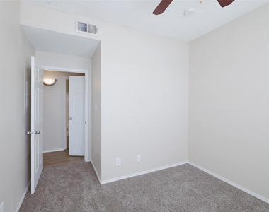 11908 Anderson Mill Rd - Photo Thumbnail 19