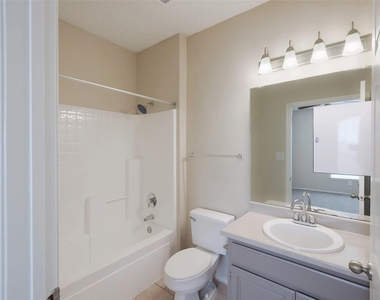 11908 Anderson Mill Rd - Photo Thumbnail 17