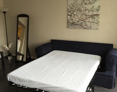 922 24th Street Nw - Photo Thumbnail 3