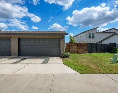 5408a Baythorne Dr - Photo Thumbnail 38
