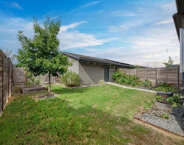 5408a Baythorne Dr - Photo Thumbnail 36