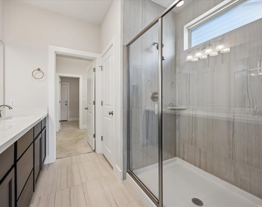 8503 Mckamy Dr - Photo Thumbnail 14