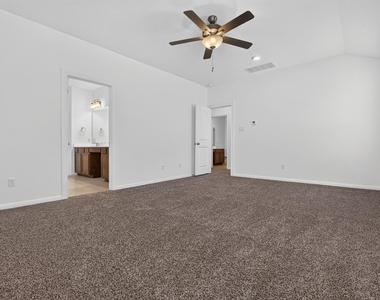 221 Sand Lily Ln - Photo Thumbnail 9