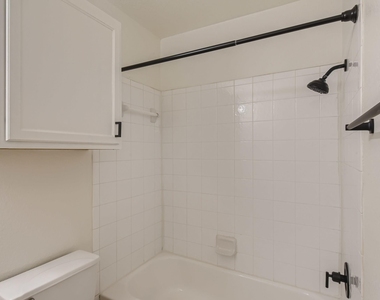13913 Harris Ridge Blvd - Photo Thumbnail 13