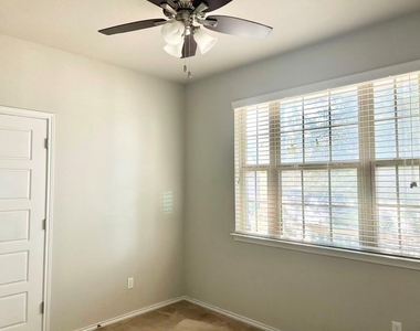17612 Bridgefarmer Blvd - Photo Thumbnail 22