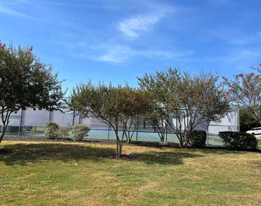 17612 Bridgefarmer Blvd - Photo Thumbnail 19