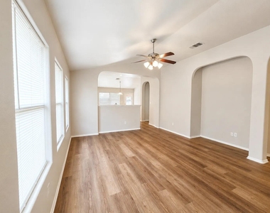 3101 Barksdale Dr - Photo Thumbnail 22