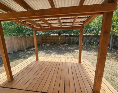 3101 Barksdale Dr - Photo Thumbnail 33