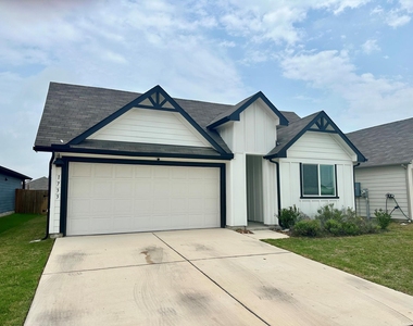 1733 James St - Photo Thumbnail 23