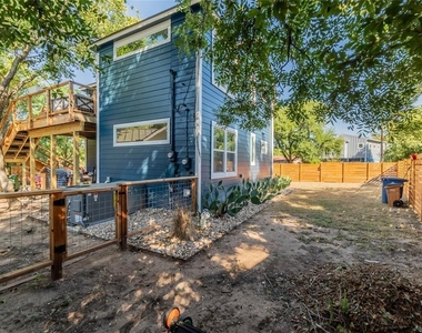 3007 E 14 1/2 St - Photo Thumbnail 25