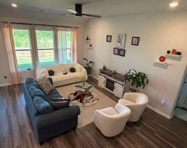 19324 Hartwell Dr - Photo Thumbnail 3