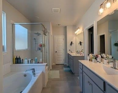 19324 Hartwell Dr - Photo Thumbnail 16