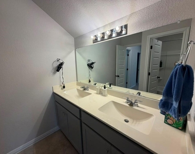 19324 Hartwell Dr - Photo Thumbnail 20