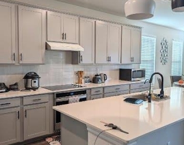 19324 Hartwell Dr - Photo Thumbnail 6