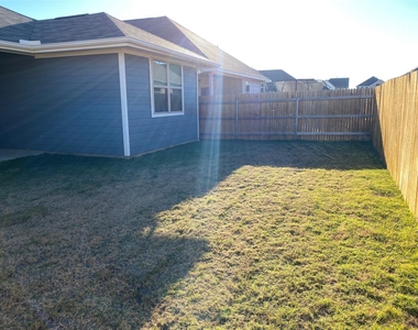 115 Lyrebird Ln - Photo Thumbnail 35