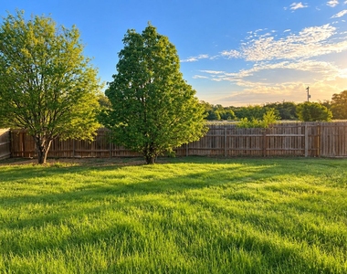 243 Devonshire Dr - Photo Thumbnail 9
