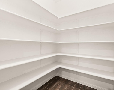 4512 Arques Ave - Photo Thumbnail 11
