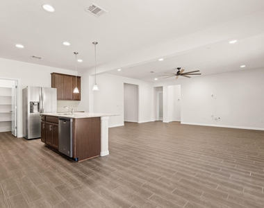 4512 Arques Ave - Photo Thumbnail 8