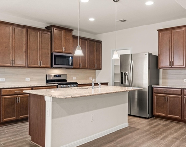 4512 Arques Ave - Photo Thumbnail 6