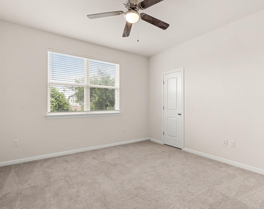 4512 Arques Ave - Photo Thumbnail 17