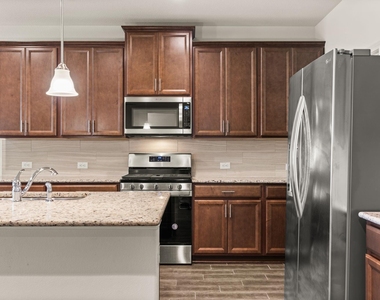 4512 Arques Ave - Photo Thumbnail 7