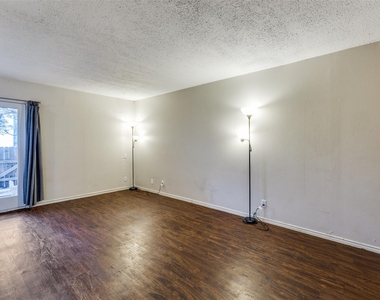 620 S 1st St - Photo Thumbnail 5