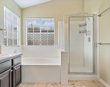 2205 Cedar Branch Dr - Photo Thumbnail 21