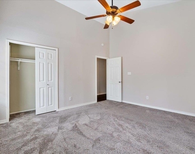 2205 Cedar Branch Dr - Photo Thumbnail 19