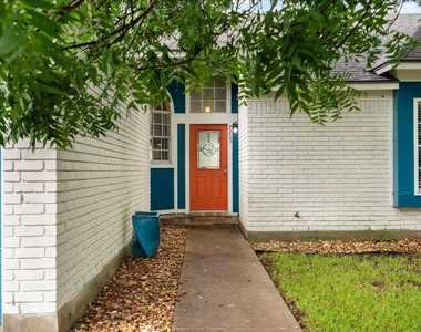 2205 Cedar Branch Dr - Photo Thumbnail 2