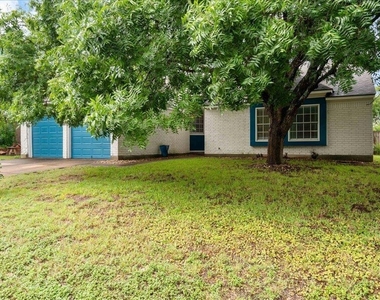 2205 Cedar Branch Dr - Photo Thumbnail 1