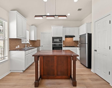 38 Cypress Knee Ln - Photo Thumbnail 6