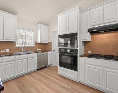 38 Cypress Knee Ln - Photo Thumbnail 7