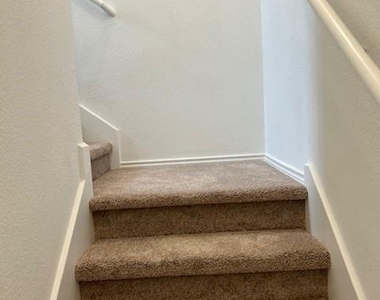35 Trinity Cir - Photo Thumbnail 7