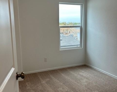 35 Trinity Cir - Photo Thumbnail 15