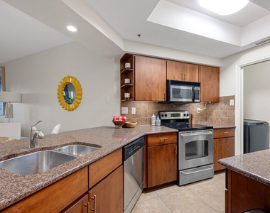 3404 American Dr - Photo Thumbnail 6