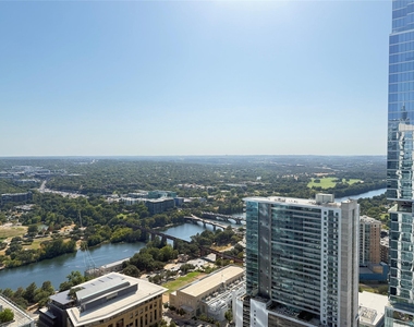 360 Nueces St - Photo Thumbnail 4