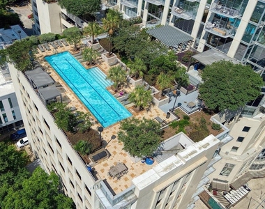 360 Nueces St - Photo Thumbnail 14