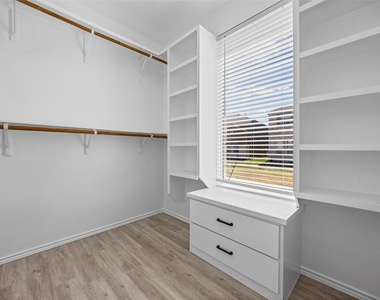 17911 Prairie Falcon Way - Photo Thumbnail 13