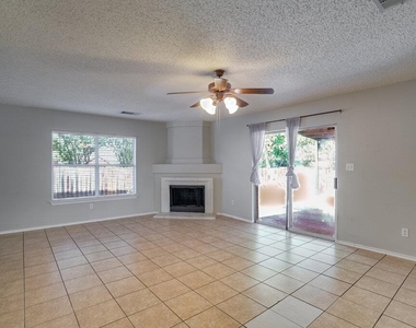 7903 Bramble Bush Dr - Photo Thumbnail 5