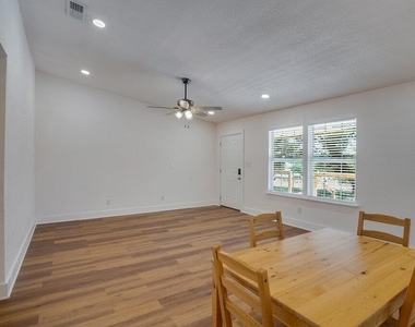23393 Nameless Rd - Photo Thumbnail 5